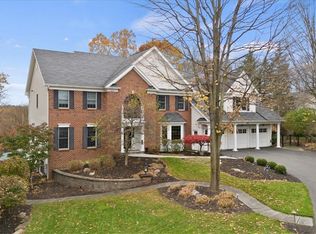 205 Royal Vw, Victor, NY 14534