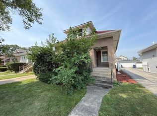 624 S 19th Ave, Maywood, IL