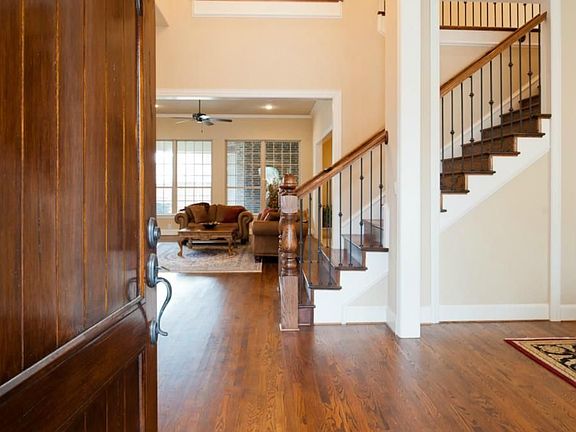 2nd image of 1823 Trinidad Ln