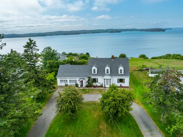 95 Main Street, Lubec, ME 04652