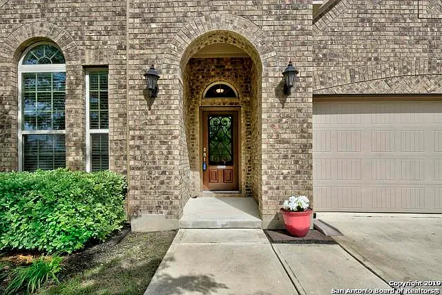 3 bed, 3.0 bath, 2170 sqft, $2,175 — Photo 2
