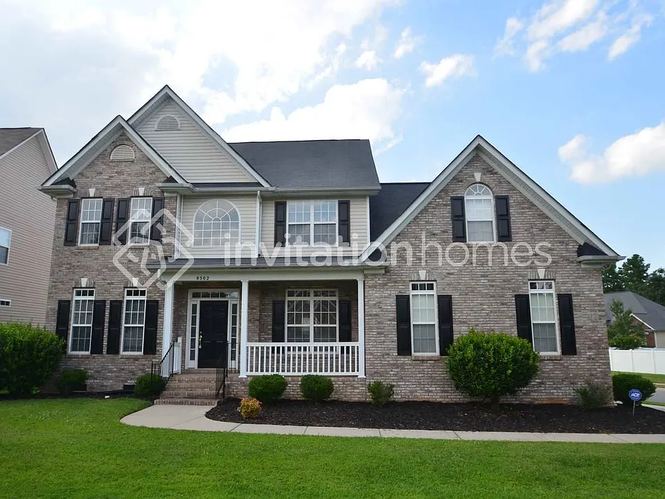 8502 Suttonview Dr