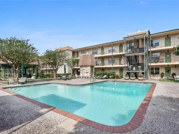 2700 Whitney Pl APT 826, Metairie, LA 70002