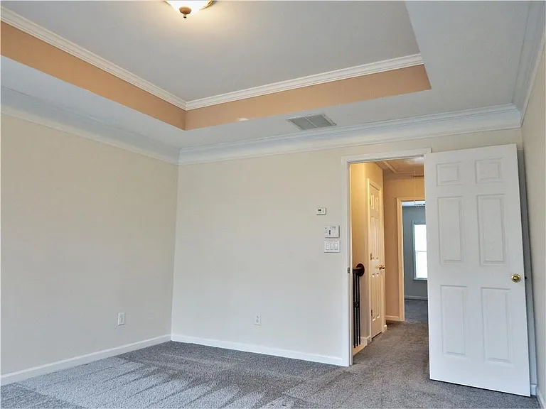 10829 Yorkwood St — Photo 34