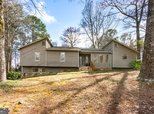 608 Ann Ct, Woodstock, GA 30188