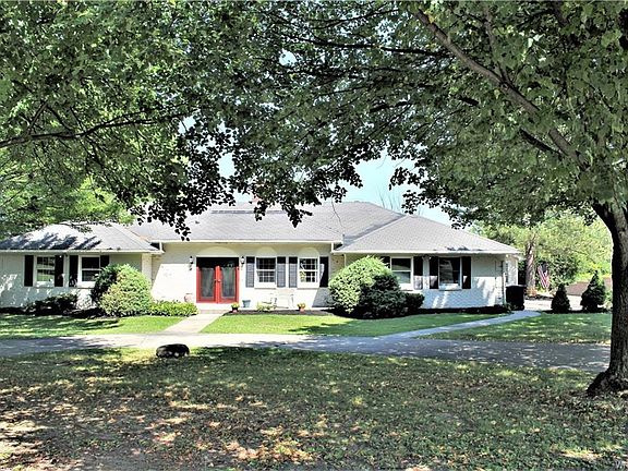 3rd image of 58 Fox Chapel Dr