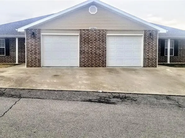 20901 Hartsburg A & B, Saint Robert, MO 65584