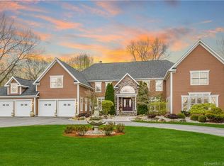 66 Kettle Pond Dr, South Glastonbury, CT 06073