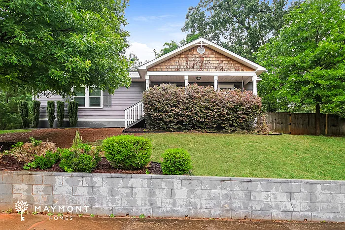 2087 Lakewood Trl SE — Photo 1