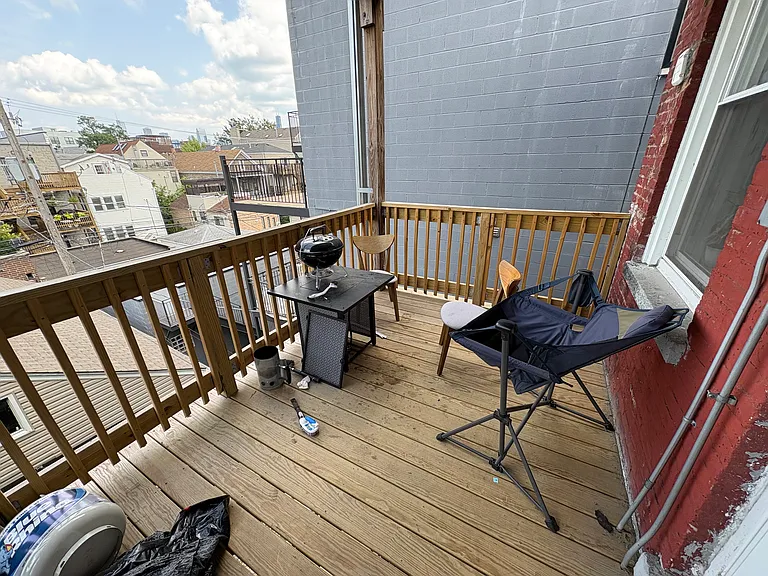 1077 N Paulina St #3 — Photo 20
