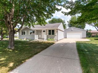 216 13th Ct, Onalaska, WI 54650