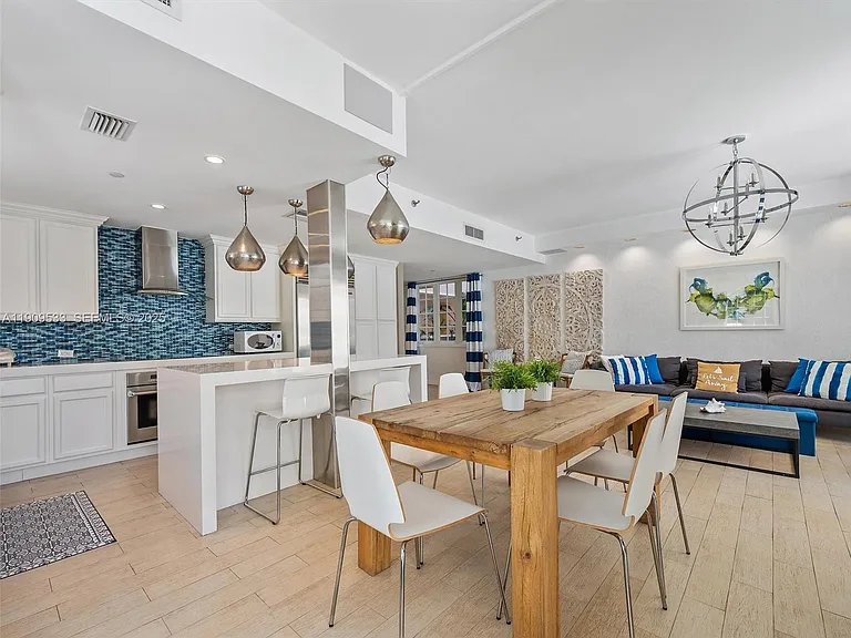 19116 Fisher Island Dr #19116 — Photo 6