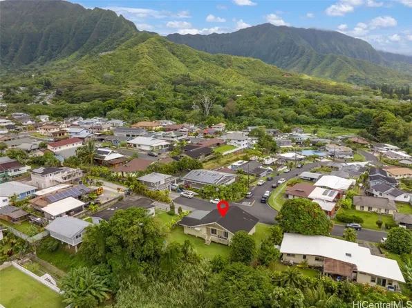 47-488 Hoopala St, Kaneohe, HI 96744