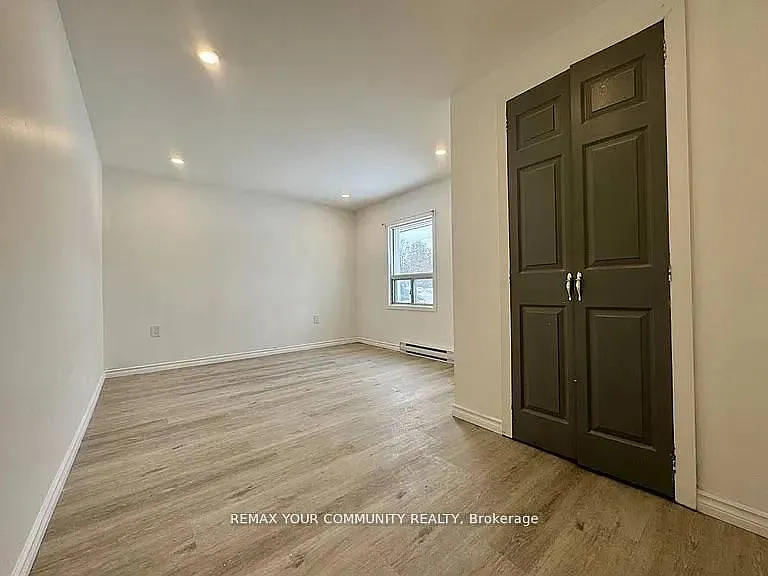 22 Clifton St #MAIN FLOOR — Photo 20