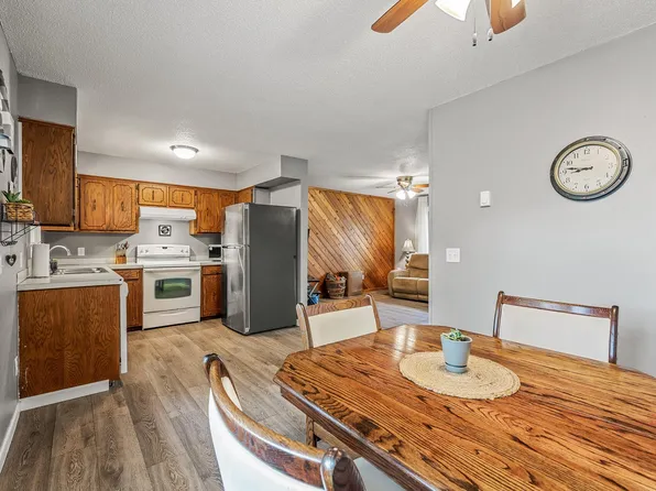 26200 8th St W, Zimmerman, MN 55398