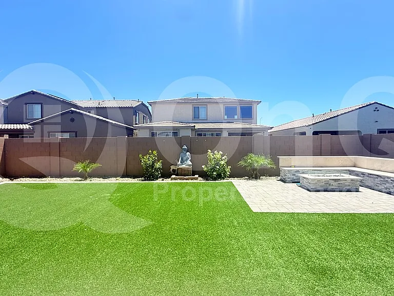 12129 W Luxton Ln — Photo 6