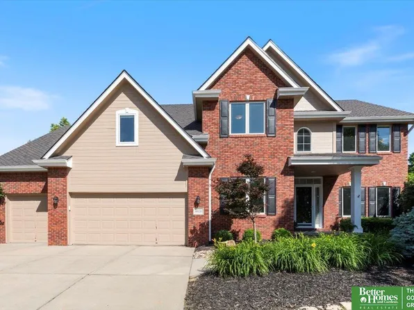 16151 Bedford Ave, Omaha, NE 68116