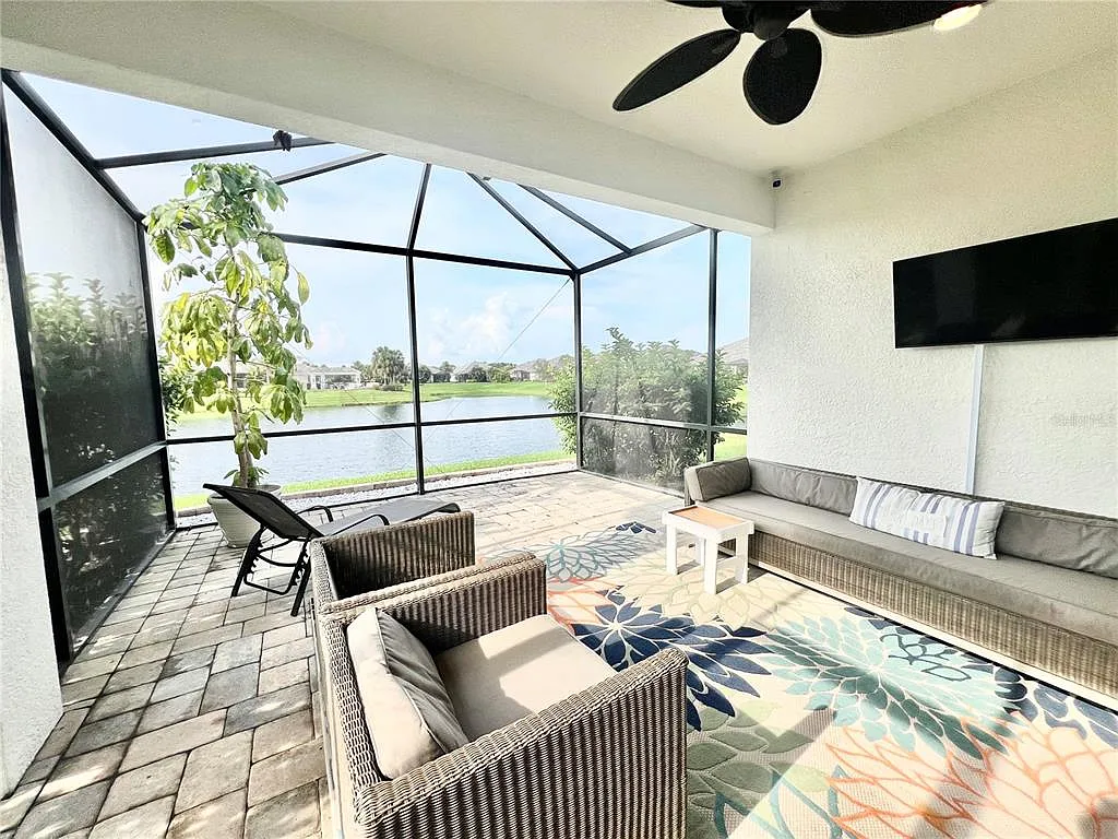 2 bed, 2.0 bath, 1649 sqft, $3,500 — Photo 4