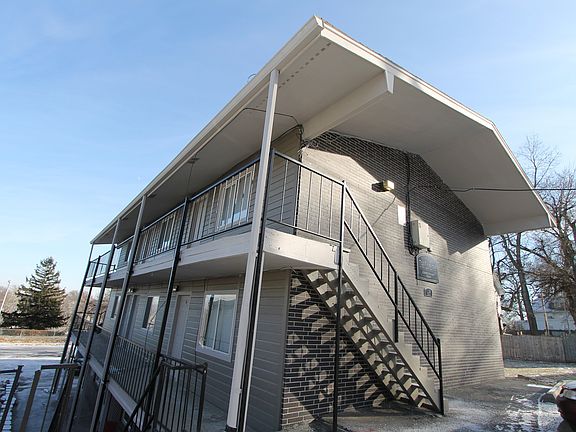 3rd image of 1138 S 29th St APT 3