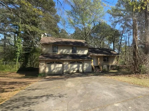 208 Fairview Point, Ellenwood, GA 30294