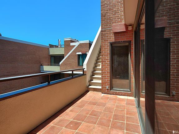 5th image of 101 Lombard St APT 911W