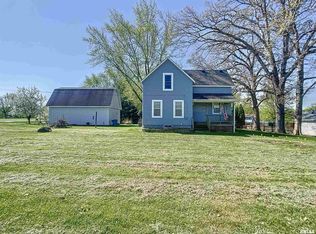 513 12th St, Silvis, IL 61282