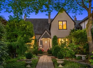 2052 23rd Ave E, Seattle, WA 98112