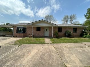 15663 Central St, Spiro, OK 74959