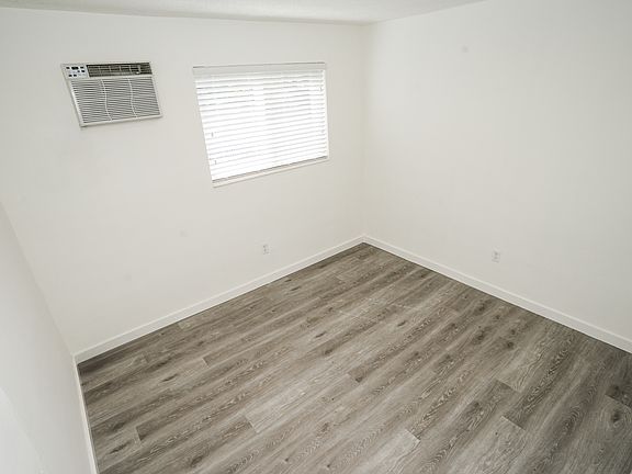4th image of 1043 NW 5th St #6