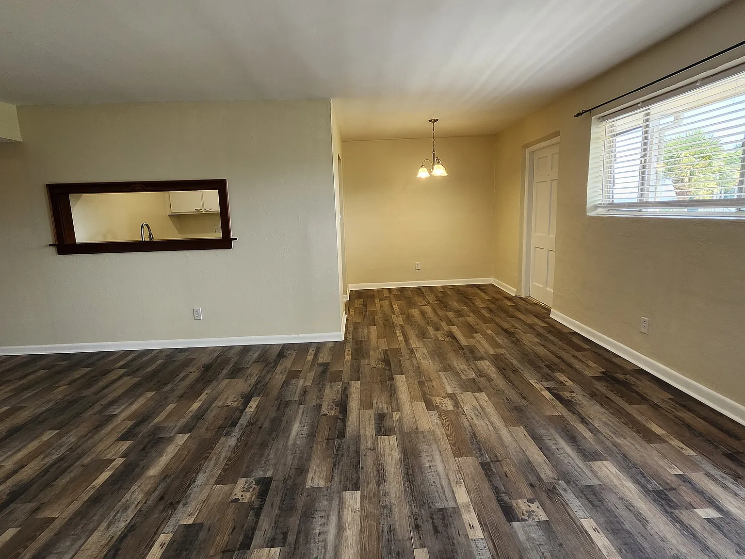 2 bed, 936 sqft, $1,400 — Photo 4