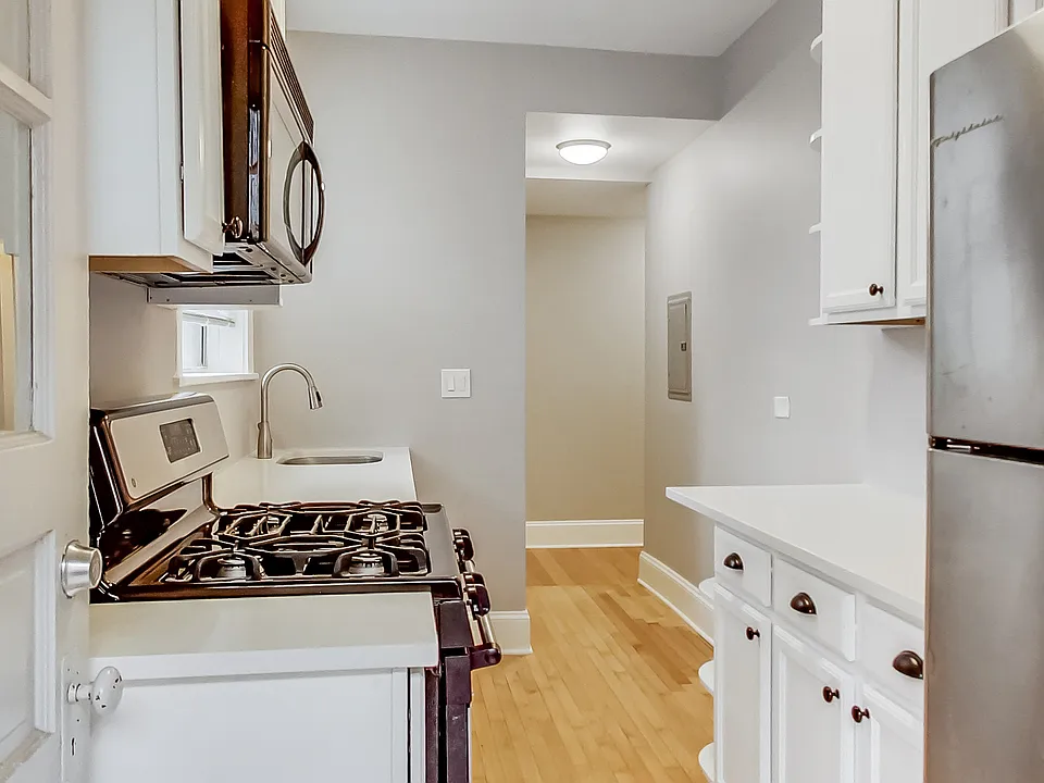2 Bed 2 Bath Kitchen