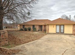 105 David Dr, New Boston, TX 75570