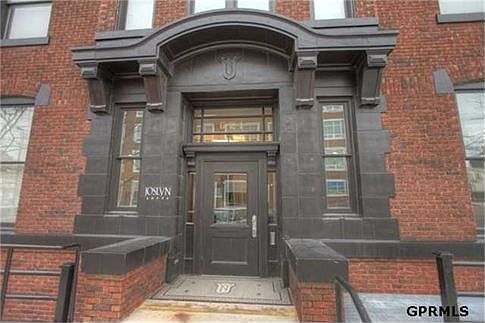 2nd image of 621 S 15th St APT 205