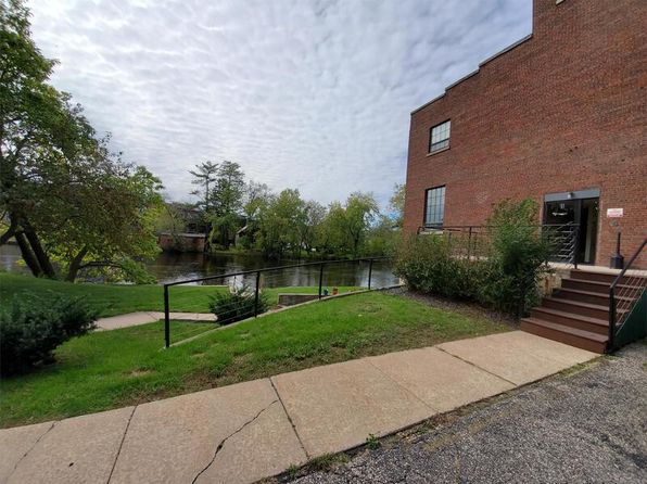 143 Water St APT 105