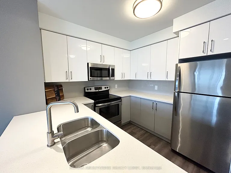 460 A Belmont Ave W #510 — Photo 6