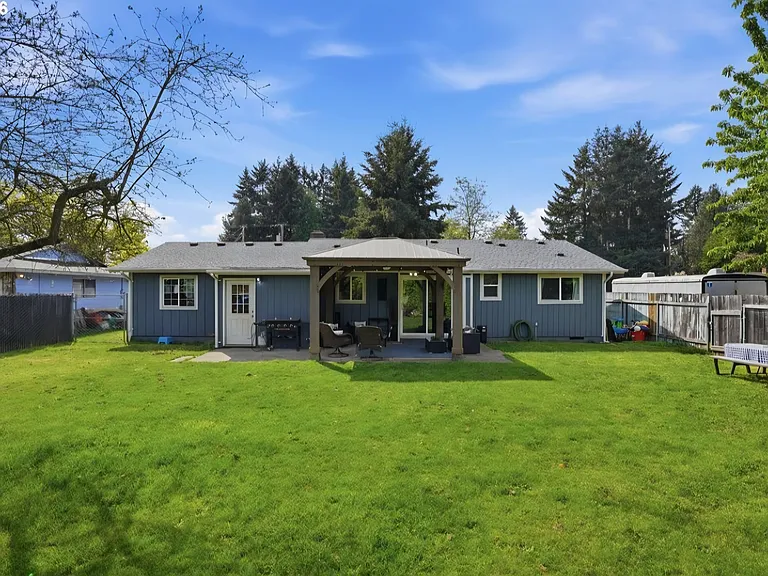 3705 NE 137th Ave — Photo 20