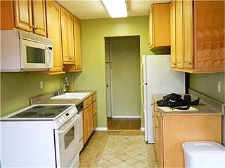 1st image of 40 Cedar Ln #A