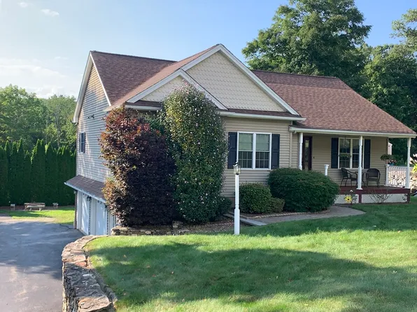 31 Servant Way, Southbridge, MA 01550