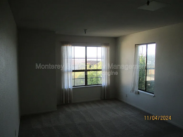 363 Spencer St #1 — Photo 10