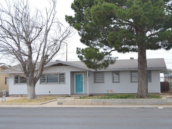 2nd image of 1815 Lyndale Dr