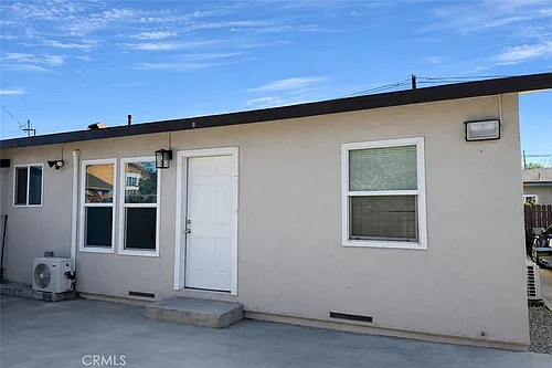 455 Pear St Photo 1