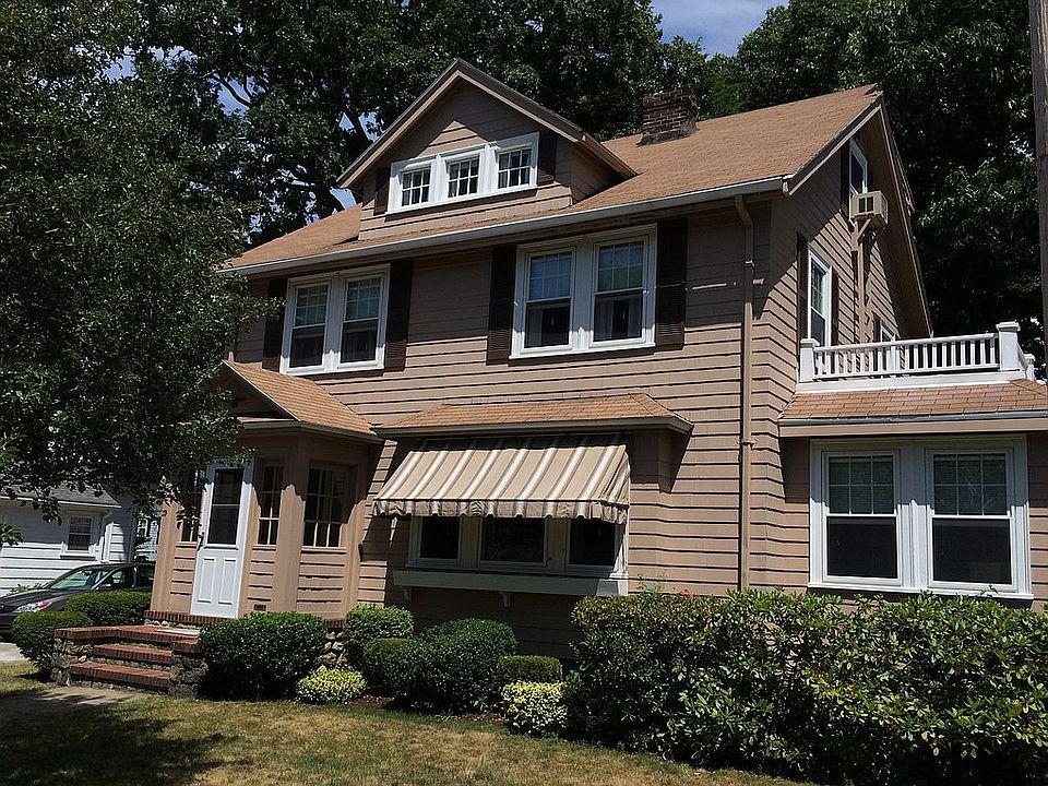 39 Harding Road, Melrose, MA