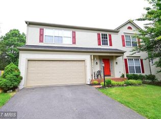 2793 Maple Ridge Dr, Woodbridge, VA 22192