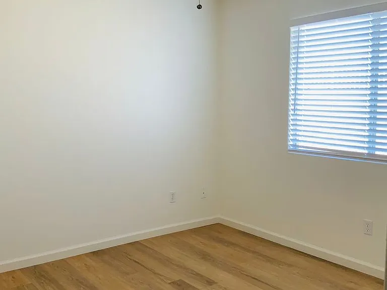 57227 Aranza Ct — Photo 10
