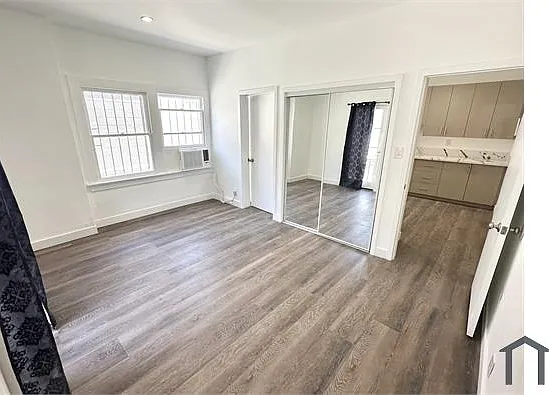 1316 S Mariposa Ave #101 — Photo 8