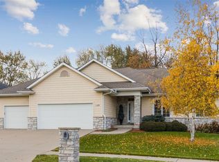 1129 Prairie Grass Ln, Iowa City, IA 52246