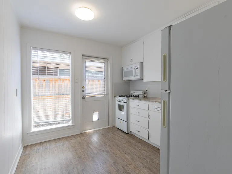 3410 West Ave #B — Photo 4