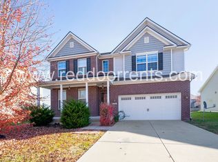 7737 Solomon Dr, Zionsville, IN 46077