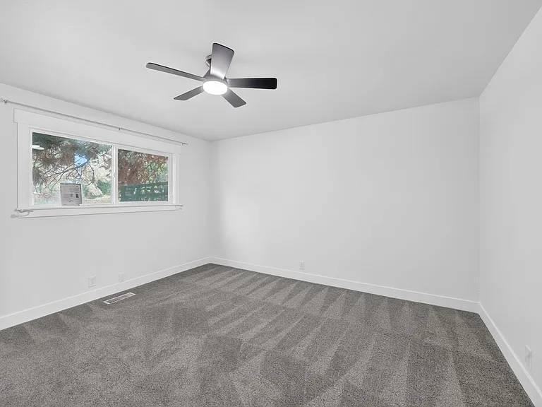 281 W 2000th St S #AS — Photo 18