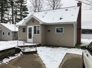 6326 E Lake St, Newaygo, MI 49337